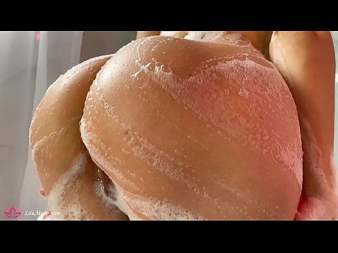 ❤️ Brunette Masturbates Pussy with Vibrator to Intense Orgasm in Shower ວິດີໂອຮ່ວມເພດ ຢູ່ພວກເຮົາ